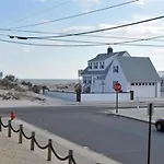 3 Bedroom 2 Bath First Floor Brant Beach Duplex