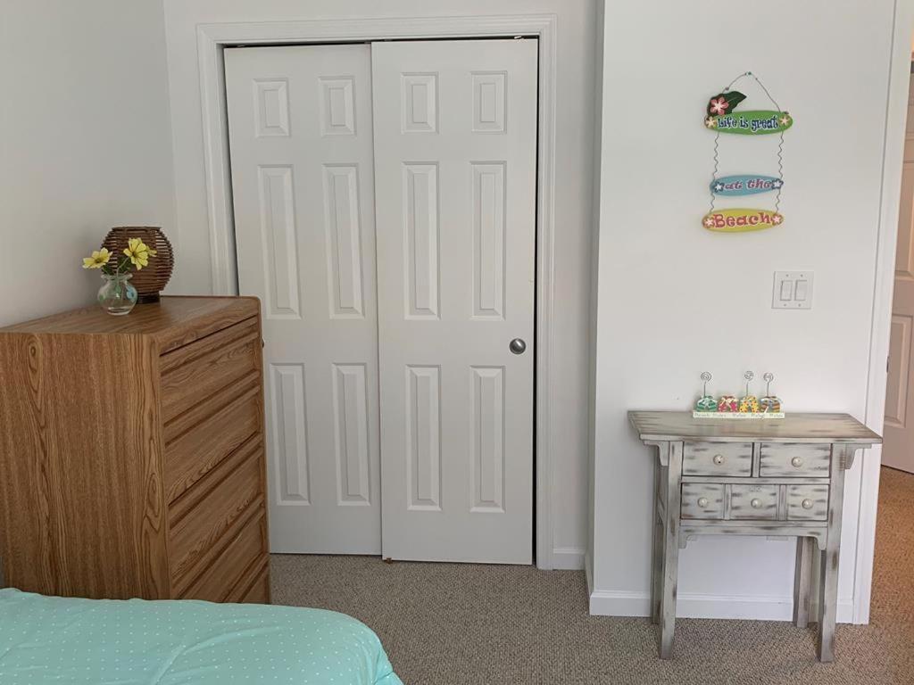 3 Bedroom 2 Bath First Floor Brant Duplex